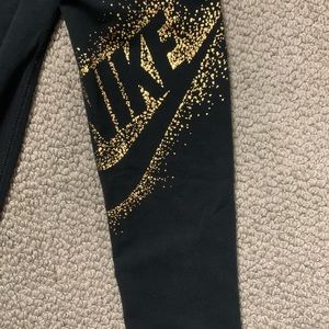 Nike workout leggings